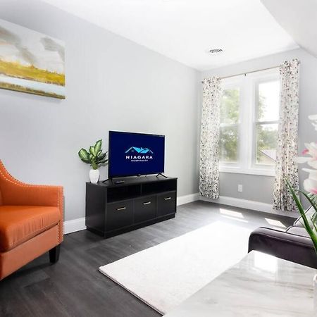 Cozy Micro Apartment, Minutes From Falls ไนแอการาฟอลส์ ภายนอก รูปภาพ